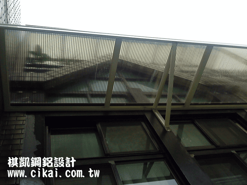 【工程實績】樹林採光罩採用中空板