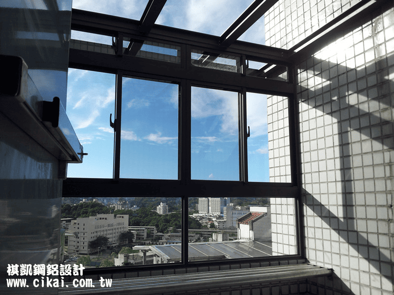 【工程實績】台北-露臺玻璃屋