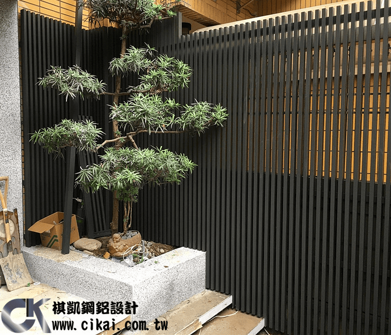 【工程實績】鋁格柵圍牆