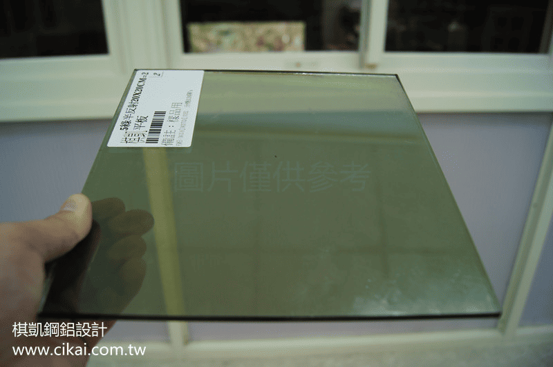 【產品介紹】半反射玻璃